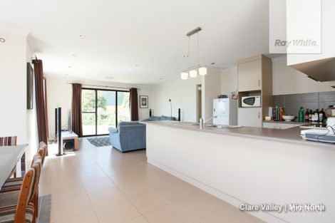 Property photo of 19 Pandappa Drive Clare SA 5453