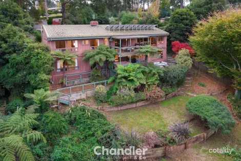 9 Ash Gr, Menzies Creek, VIC 3159