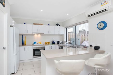 Property photo of 18/26 Careel Close Helensvale QLD 4212