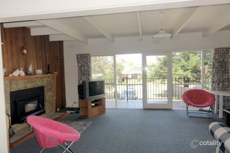 Property photo of 56 Walton Street Cowes VIC 3922