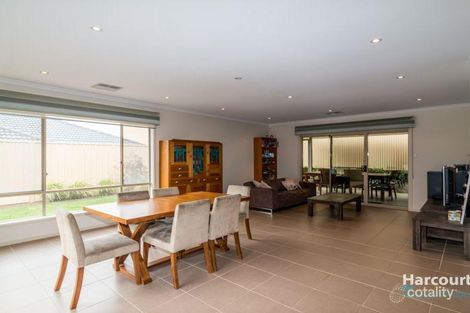 12 Manordale Ct, Seaford Meadows, SA 5169