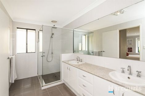 Property photo of 56 Kentucky Boulevard Hocking WA 6065