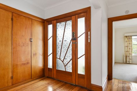 Property photo of 193 Derwent Avenue Lindisfarne TAS 7015