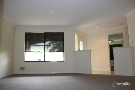 146 Peelwood Pde, Halls Head, WA 6210