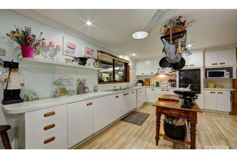 Property photo of 1 Currawong Road Gooburrum QLD 4670