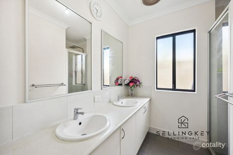 Property photo of 19B Belfast Close Canning Vale WA 6155