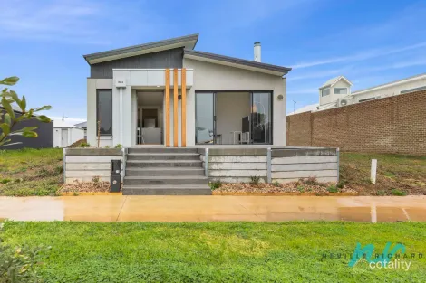 Property photo of 22 Armstrong Walk St Leonards VIC 3223