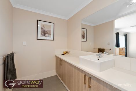 Property photo of 2 Firebrace Elbow Canning Vale WA 6155