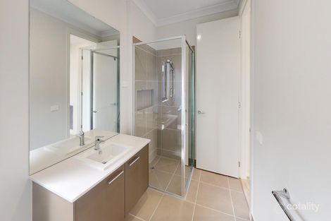 24 Shipstern St, Armstrong Creek, VIC 3217