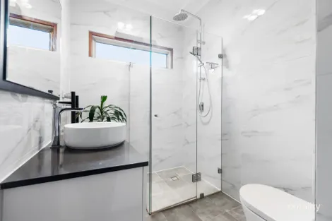 Property photo of 23 Fullerton Crescent Riverwood NSW 2210