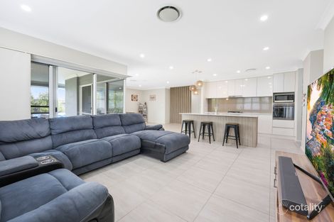 Property photo of 19 Simmental Way Calala NSW 2340