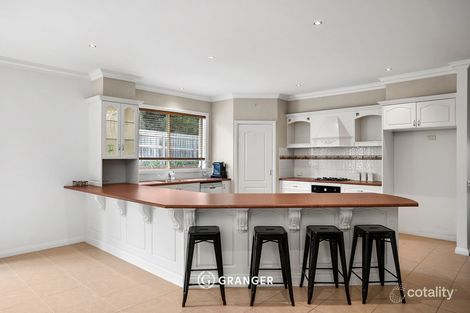 Property photo of 17 Peppermint Court Rosebud VIC 3939