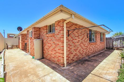 Property photo of 2/63 Addison Avenue Lake Illawarra NSW 2528