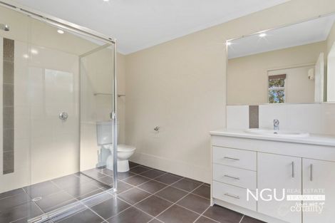 Property photo of 23 Willeen Court Chuwar QLD 4306