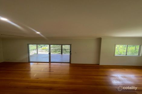 Property photo of 23 Willeen Court Chuwar QLD 4306