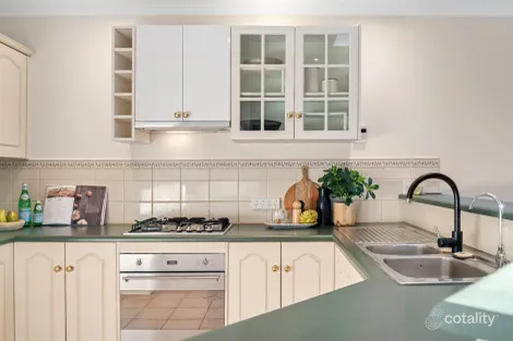 Property photo of 10 Dorrien Avenue Woodcroft SA 5162