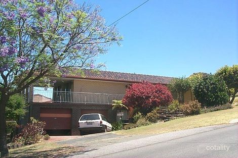 24 Fourth Ave E, Maylands, WA 6051