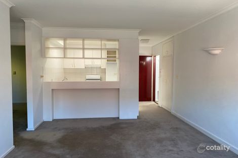 Property photo of 26/4 Alfred Square St Kilda VIC 3182