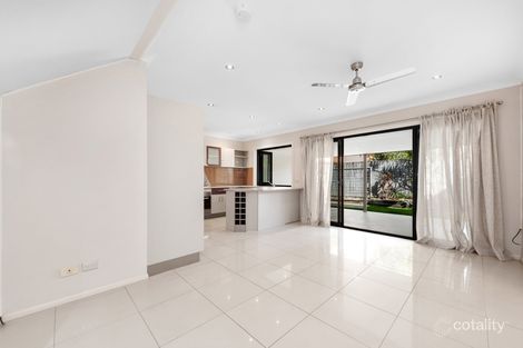 Property photo of 2/43 Robinson Street Coorparoo QLD 4151