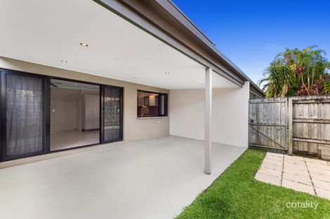 Property photo of 2/43 Robinson Street Coorparoo QLD 4151