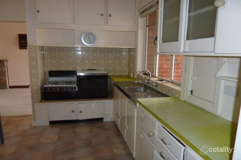 Property photo of 2 Dane Road Hampton East VIC 3188