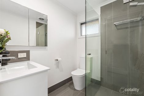 Property photo of 13 Barramundi Crescent Ocean Grove VIC 3226