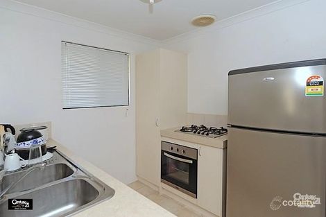 Property photo of 60 Brixton Crescent Ellenbrook WA 6069