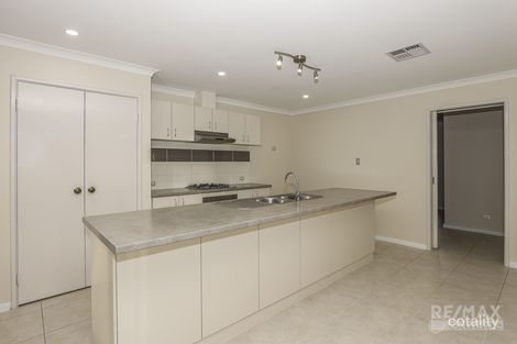 Property photo of 32 Salwood Loop Banksia Grove WA 6031
