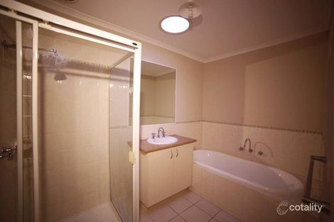 Property photo of 2 Redbark Hill Circuit South Morang VIC 3752