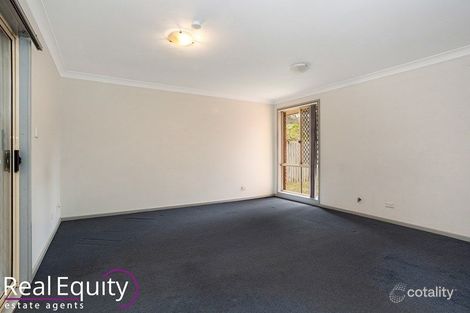 Property photo of 23 Hyde Park Court Wattle Grove NSW 2173