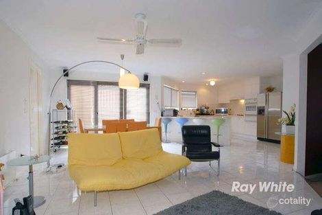 Property photo of 8 Oates Court Cranbourne North VIC 3977