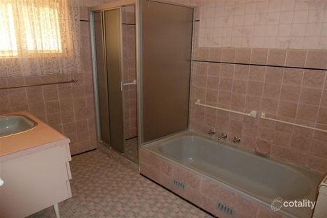 Property photo of 17 Partridge Road Loxton SA 5333