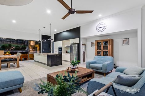 Property photo of 19 Hepburn Close Wakerley QLD 4154