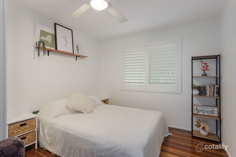 Property photo of 16 Reif Street Flinders View QLD 4305