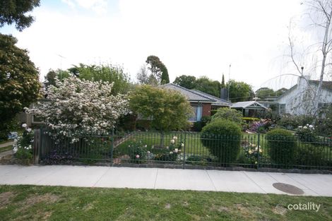 13 Arkana Ave, Highton, VIC 3216