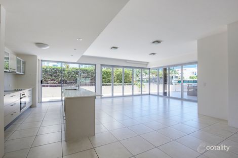 Property photo of 2/10-12 Imperial Parade Labrador QLD 4215