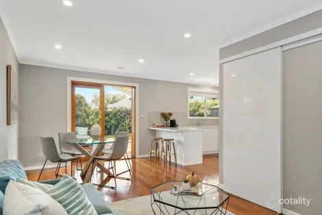 Property photo of 8 Nirringa Avenue Aspendale VIC 3195