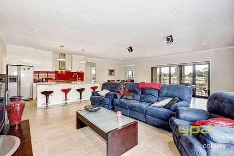 Property photo of 6 Eaglehawk Boulevard Eynesbury VIC 3338