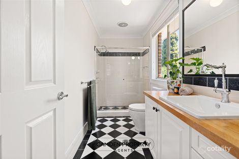 Property photo of 3 Britton Close Elderslie NSW 2570
