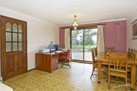 Property photo of 2 Carpenters Road Shelford VIC 3329