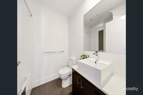 Property photo of 23/30 Taylor Place Mackenzie QLD 4156