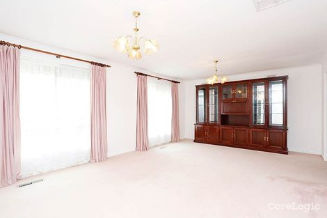 Property photo of 2 Vine Court Glen Waverley VIC 3150