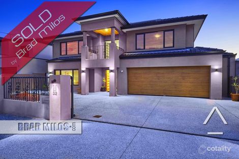 Property photo of 32 Hamelin Drive Lake Coogee WA 6166