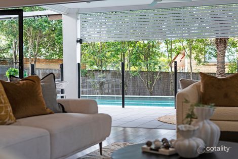 Property photo of 9 Military Close Annerley QLD 4103