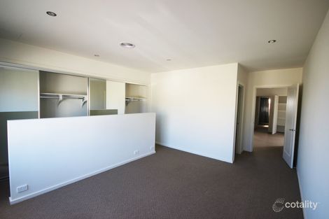 Property photo of 21 Burn Nar Look Drive Burwood VIC 3125