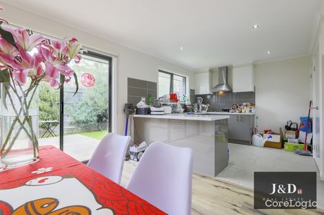 Property photo of 2/561 Middleborough Road Box Hill North VIC 3129