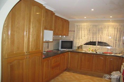 Property photo of 26 Pottenger Way St Albans VIC 3021