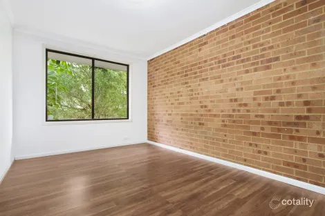 Property photo of 2/30 Horsley Drive Horsley NSW 2530