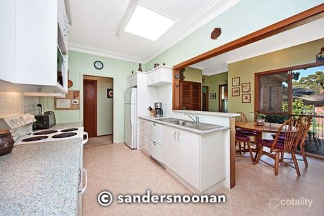 Property photo of 25 Caledonia Crescent Peakhurst NSW 2210