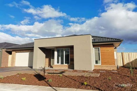 Property photo of 23 Weinstock Road Truganina VIC 3029